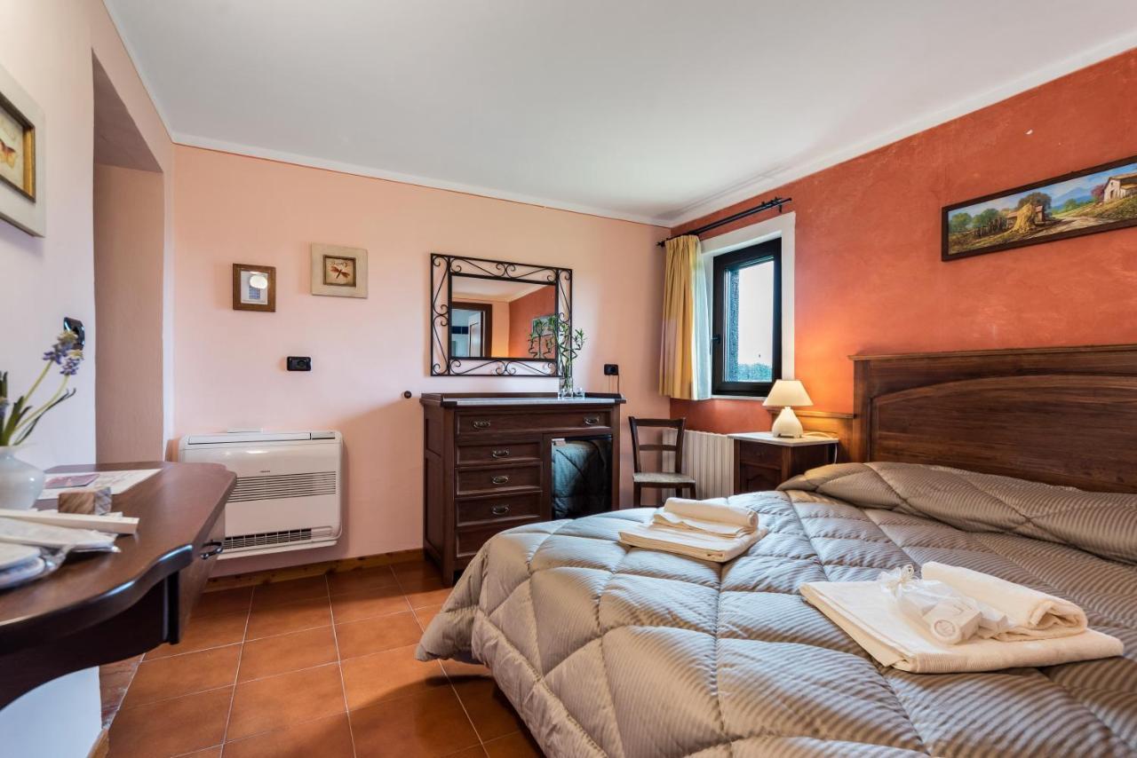 Casale Dei Gelsi Bed & Breakfast Castiglione In Teverina Екстериор снимка