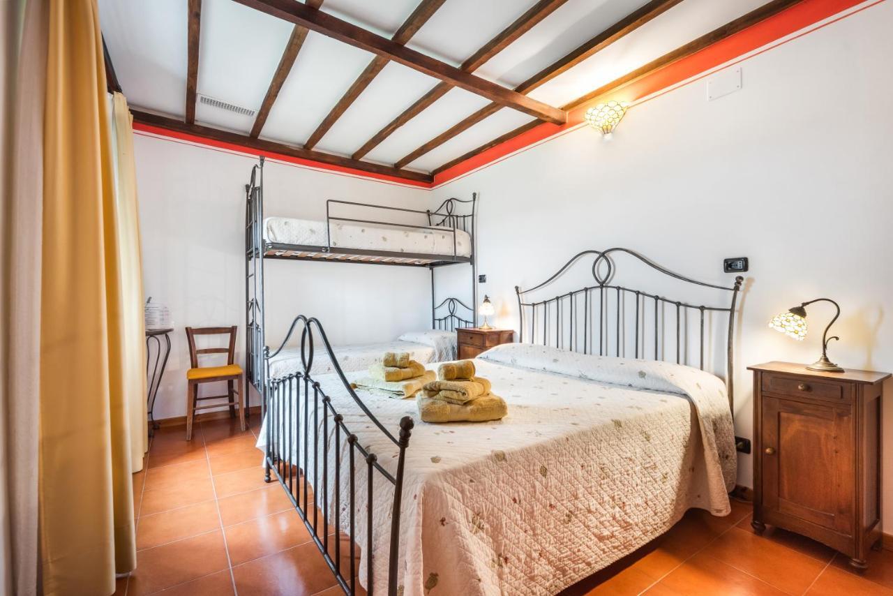 Casale Dei Gelsi Bed & Breakfast Castiglione In Teverina Екстериор снимка